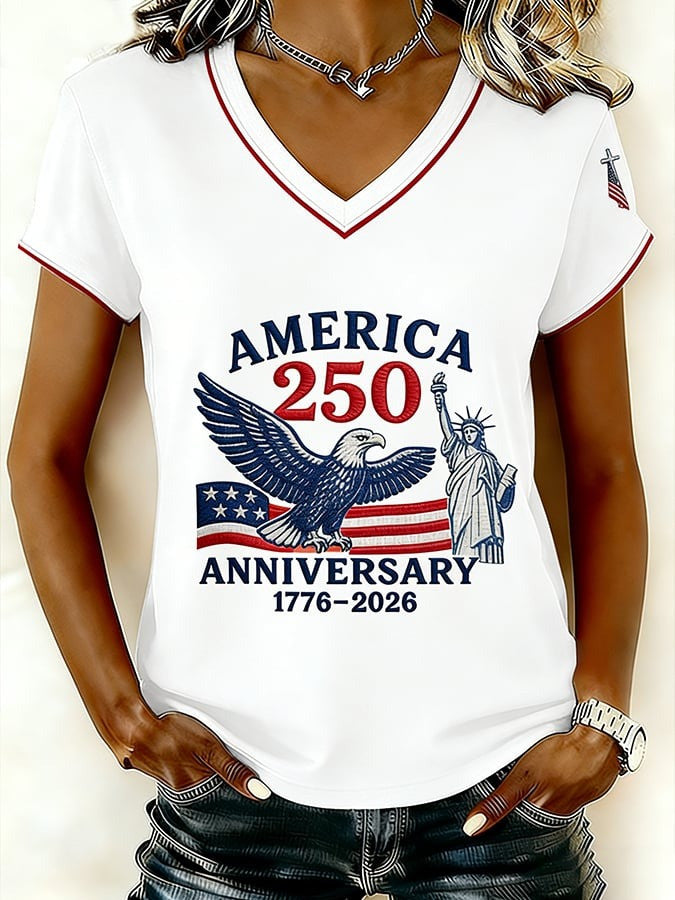 US 250th Anniversary Merch Shirt V-Neck Womens Bald Eagle Graphic Clothes Patriotic Gift