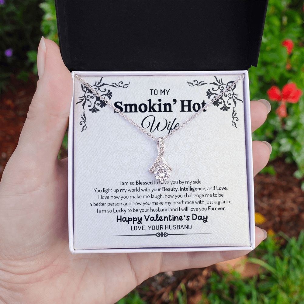 Wife Necklace, To My Smoking Hot Wife You Light Of My World Love Messages Alluring Beauty Gold Necklace To My Wife